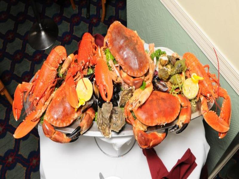 Dolphin Hotel Gorey ภายนอก รูปภาพ